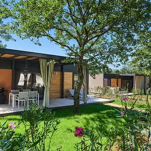 Park Umag Mobile Homes Vakantiepark Karigador